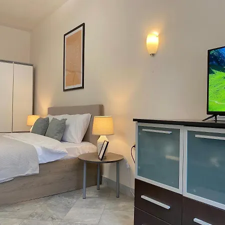 Centre 1br For 4 Guests & Fast Wifi *