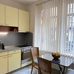 Centre 1br For 4 Guests & Fast Wifi *
