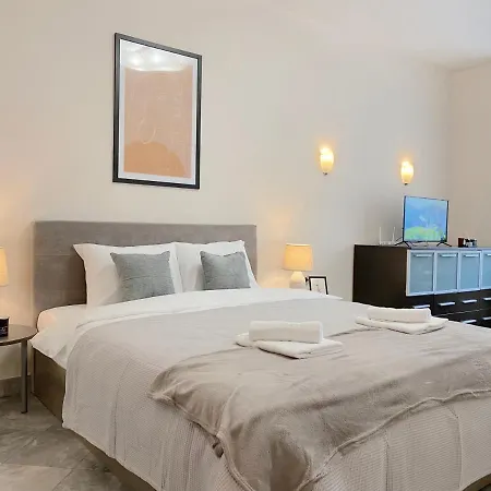 Centre 1br For 4 Guests & Fast Wifi *