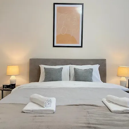 Lägenhet Centre 1br For 4 Guests & Fast Wifi